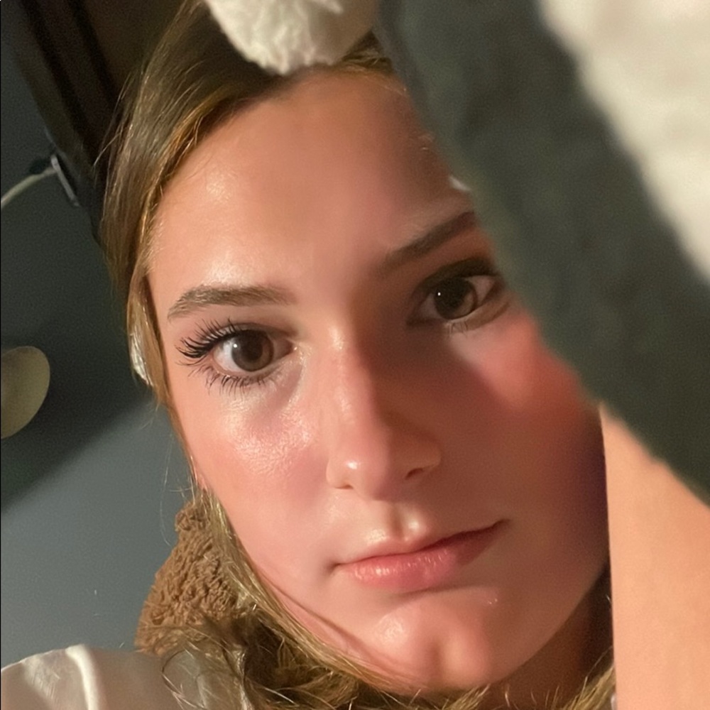 Meet your Posher, Jillian